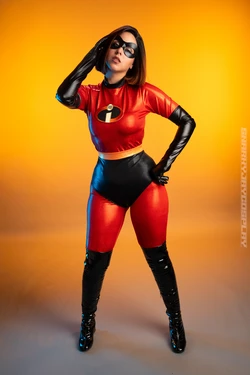 Snarky Jay – Elastigirl