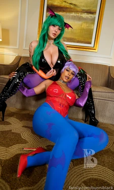 BunniBlack - Morrigan & Lilith (With Zoe Renea) 作品封面