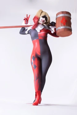 Caroangulito – Harley Quinn