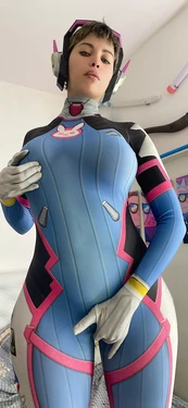 Hika - D.Va