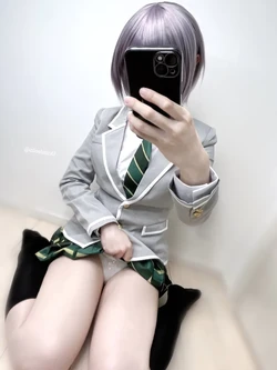 [Aliceholic13] fantia-2251405 🤍制服裏垢写真＆女児ぱんつにおもらしフェチ動画⸝⸝⸝♡ 作品封面