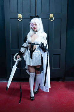 Una Cosplayer - Zero