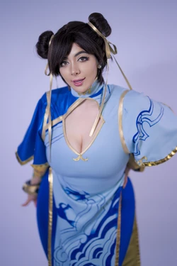 Momokun - Chun li