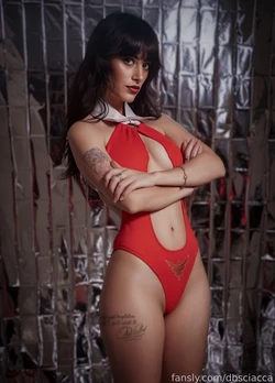 Dani Sciacca - Vampirella 作品封面