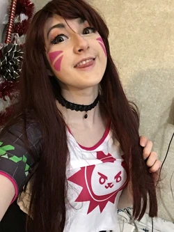 Labinnak Mangoloo - D.Va New Year