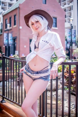 Labinnak Mangoloo - Yeehaw Kiana