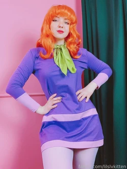 lilslvkitten – Daphne