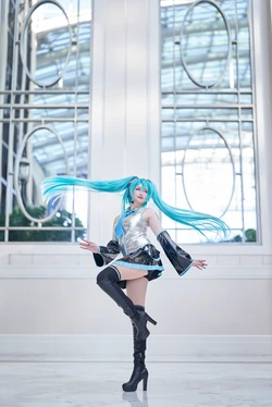 Cplaya - Miku 作品封面