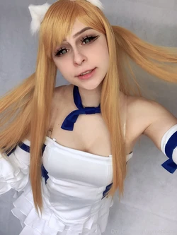 Yume Blume - Lucy