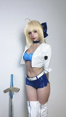 Himeecosplay - Saber Race Queen