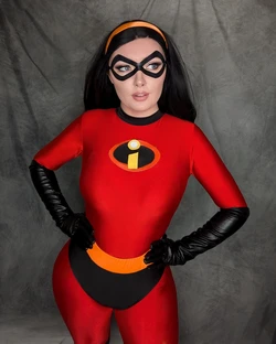 Kate Gray - Elastigirl & Violet