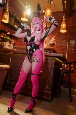 Aletha Cosplay - Velvet